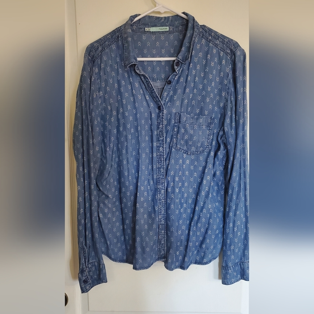 Denim shirt very soft!